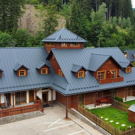 Apartmany Jezerne Velke Karlovice Bagian luar foto