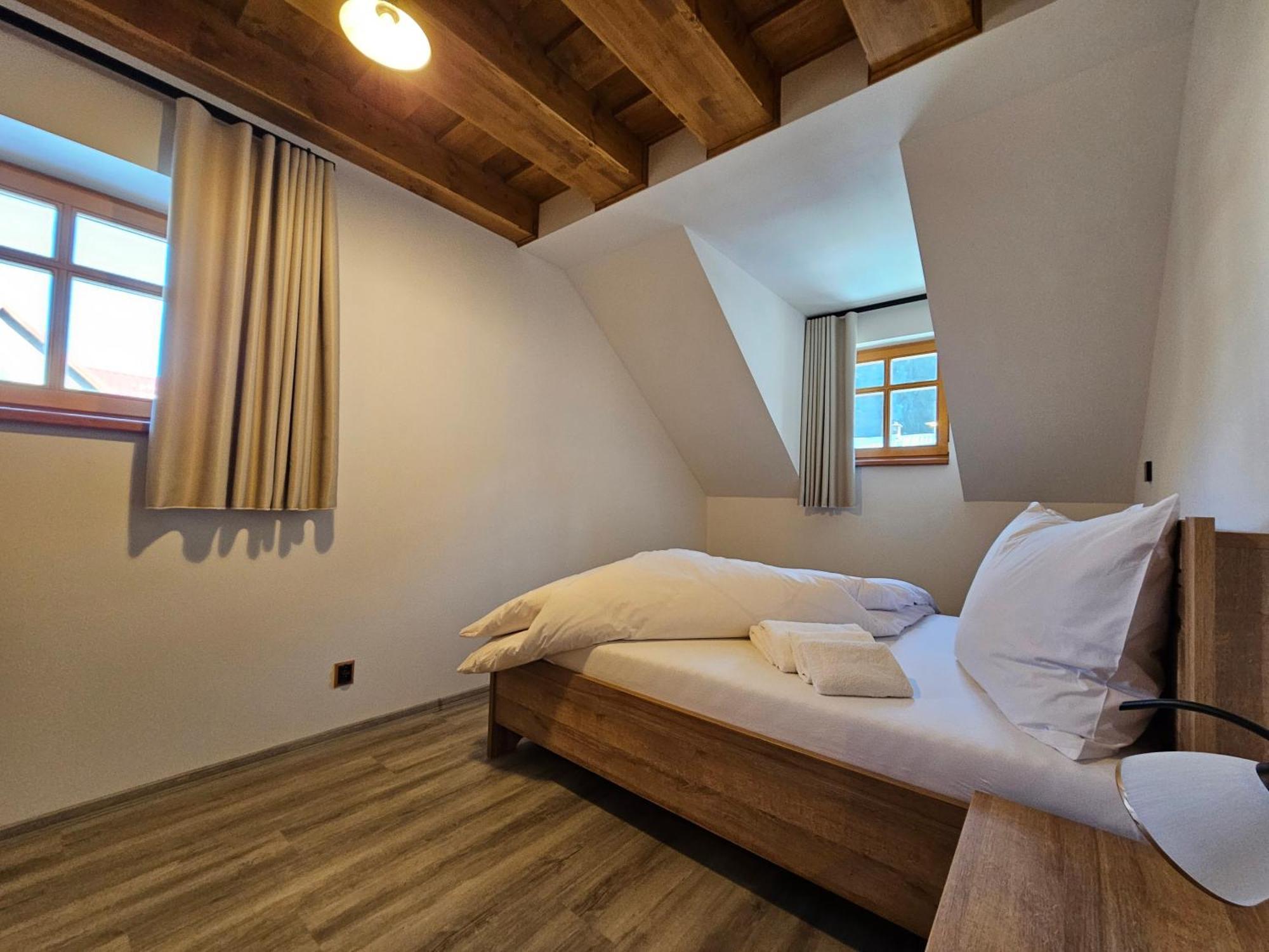 Apartmany Jezerne Velke Karlovice Bagian luar foto