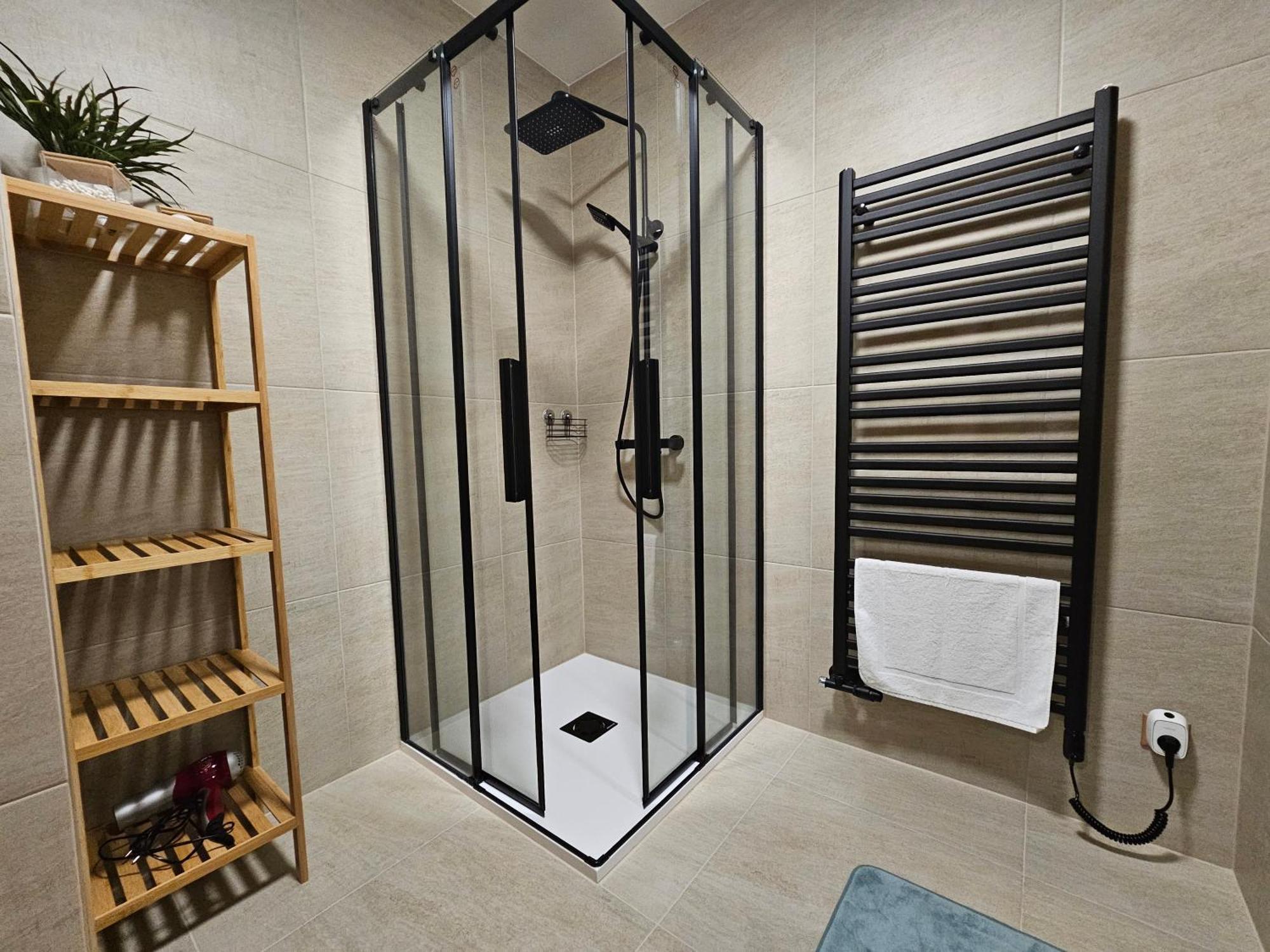 Apartmany Jezerne Velke Karlovice Bagian luar foto
