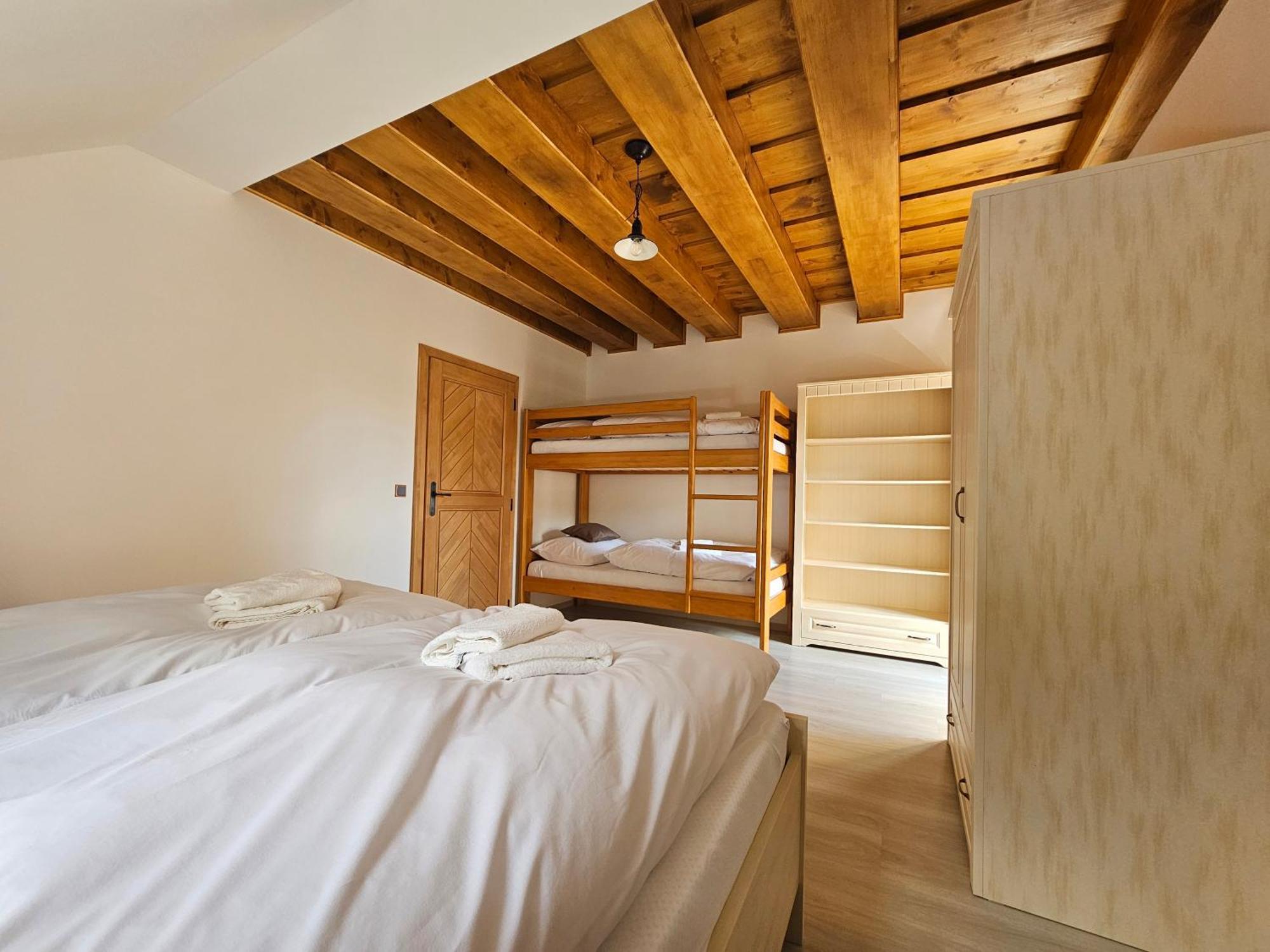 Apartmany Jezerne Velke Karlovice Bagian luar foto